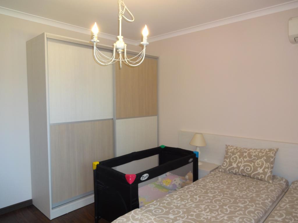 Apartments Dona チェルノモレツ エクステリア 写真